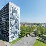 Beautiful Apartment With View